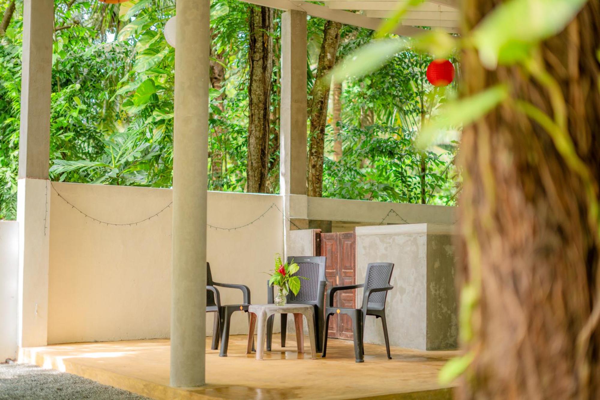 Monkey Villa Хиккадува Экстерьер фото
