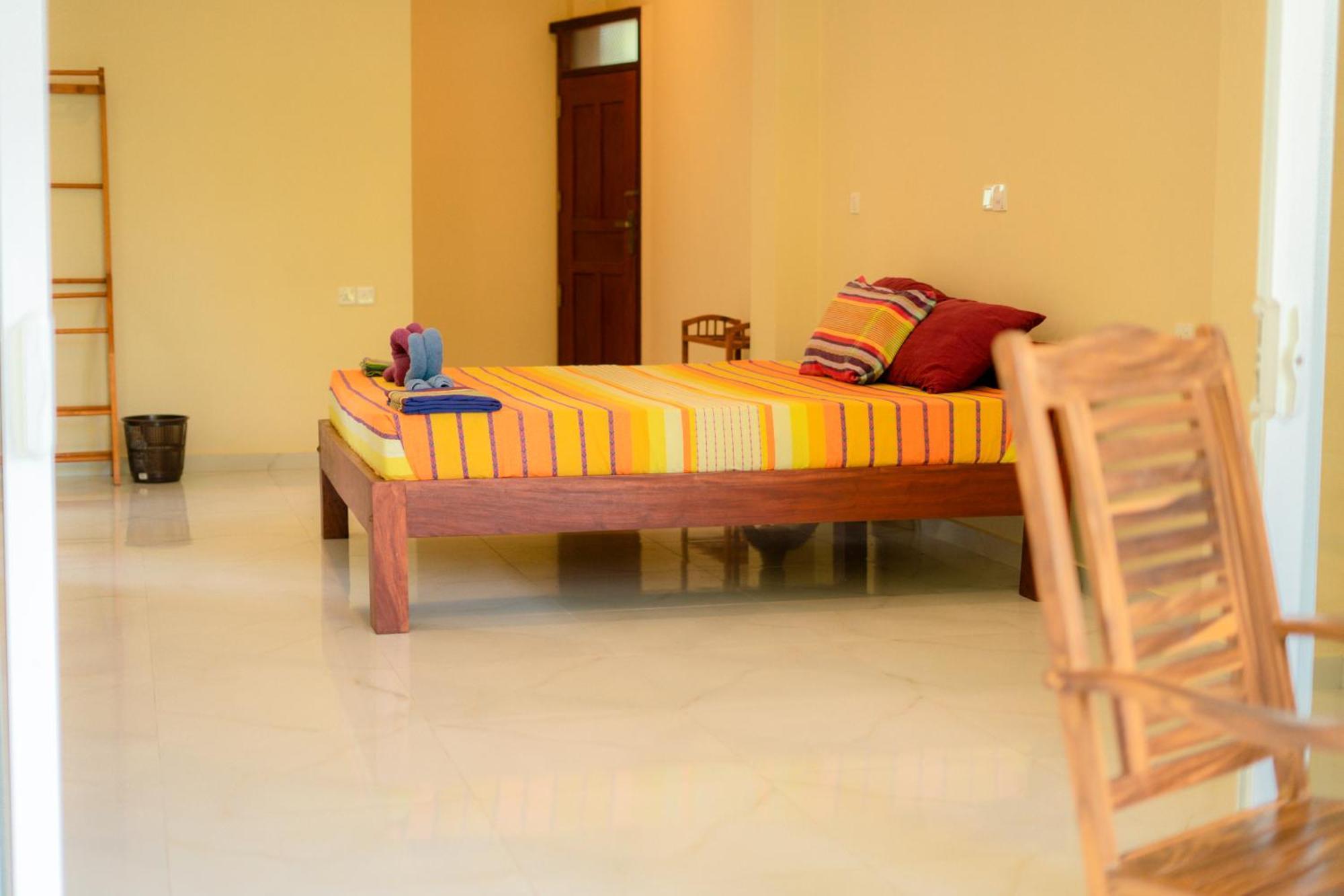Monkey Villa Хиккадува Экстерьер фото