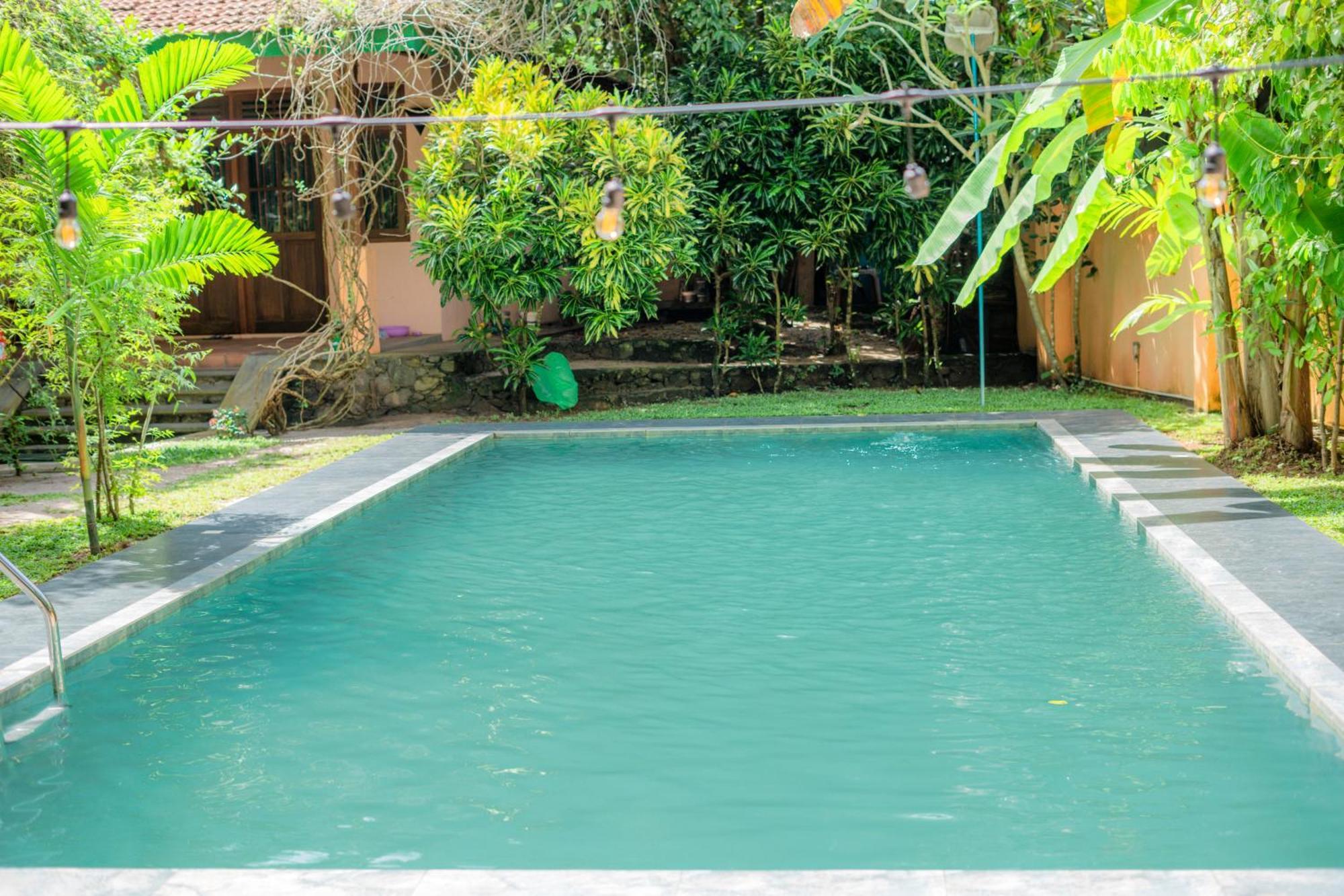 Monkey Villa Хиккадува Экстерьер фото