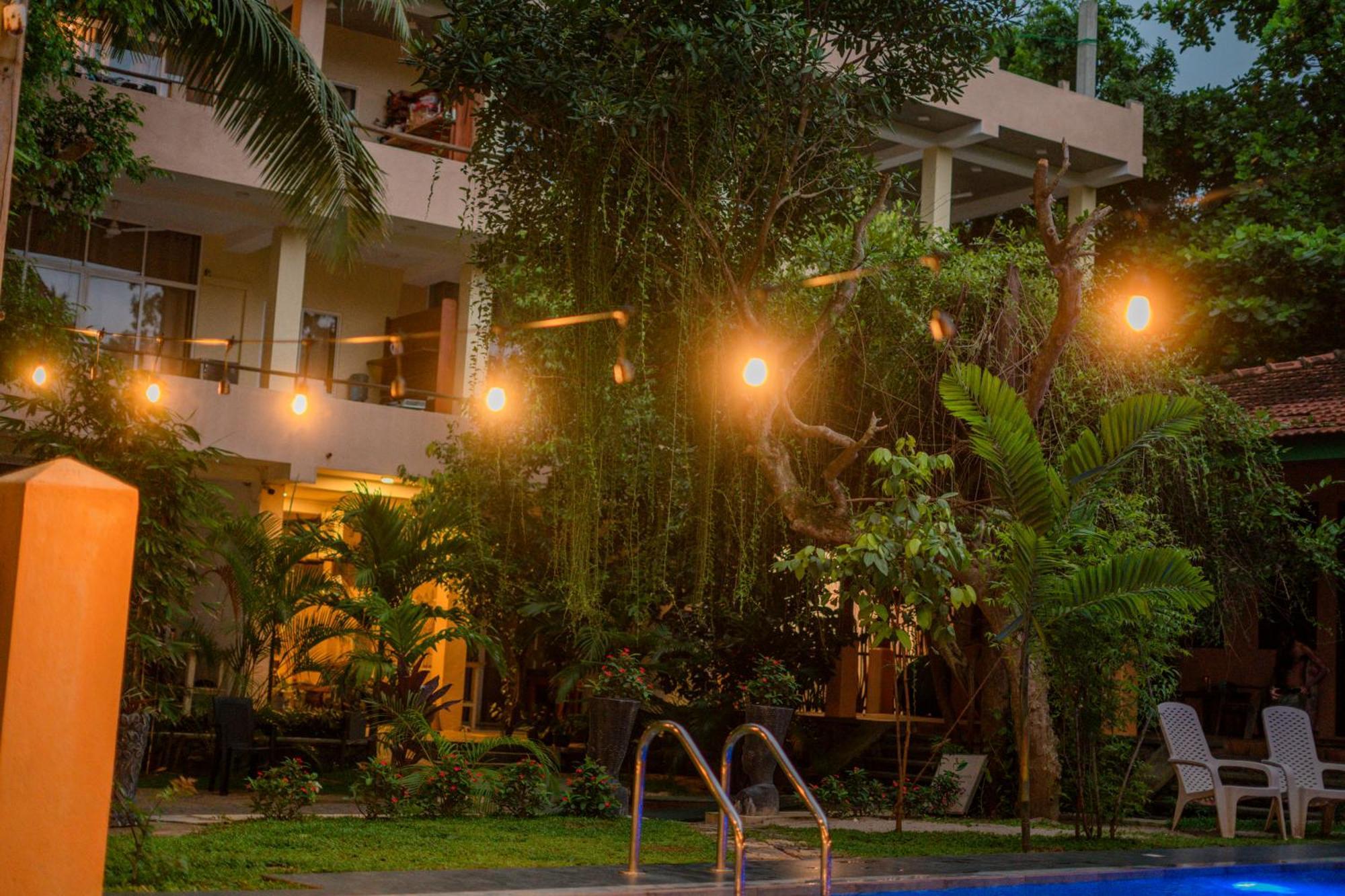Monkey Villa Хиккадува Экстерьер фото