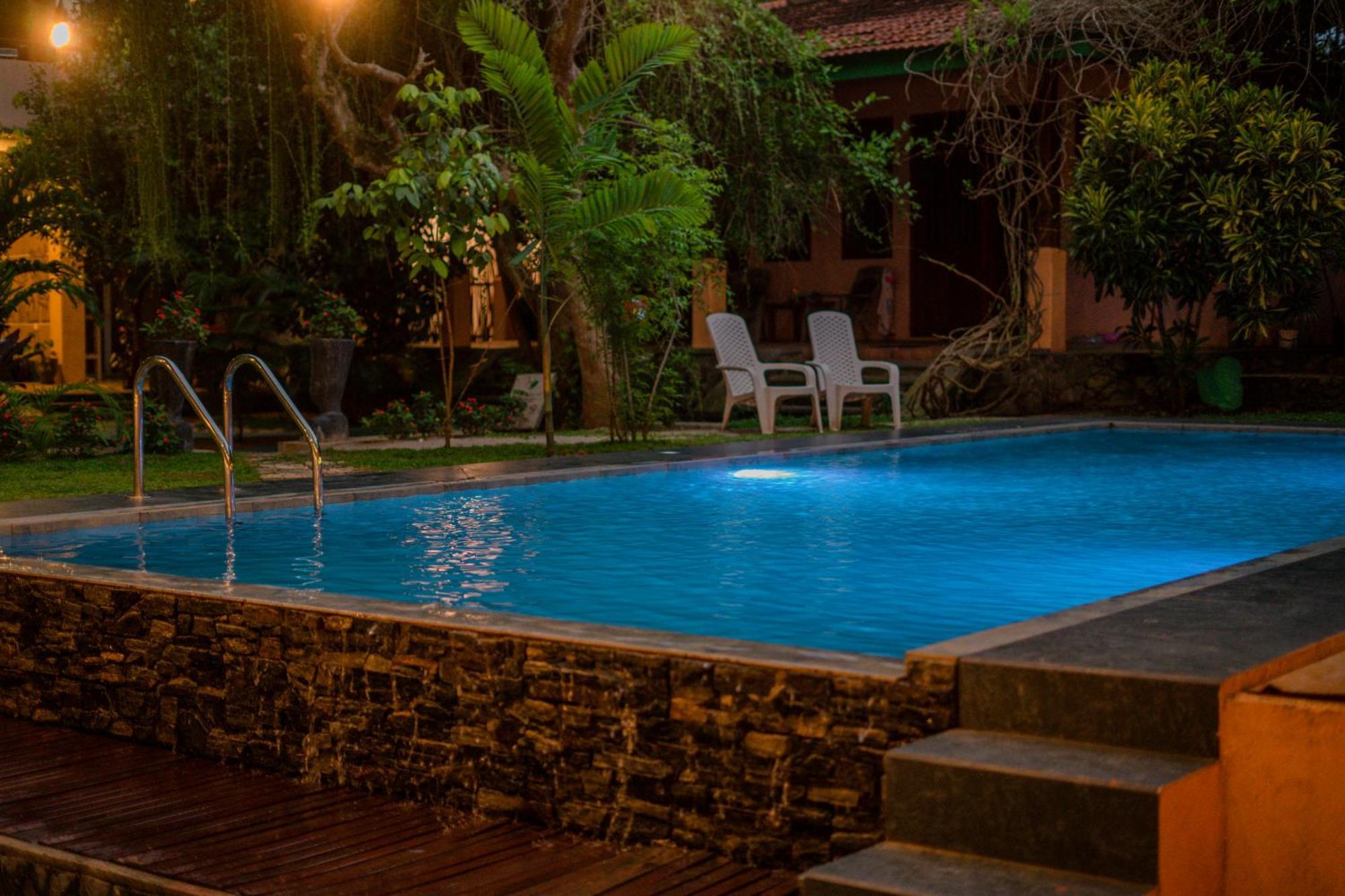 Monkey Villa Хиккадува Экстерьер фото